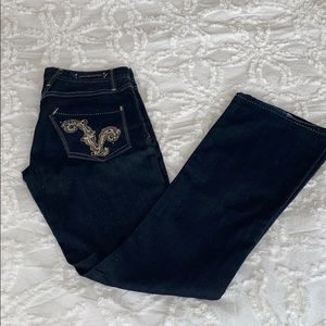 🧡 Vertigo Embroidered Jeans